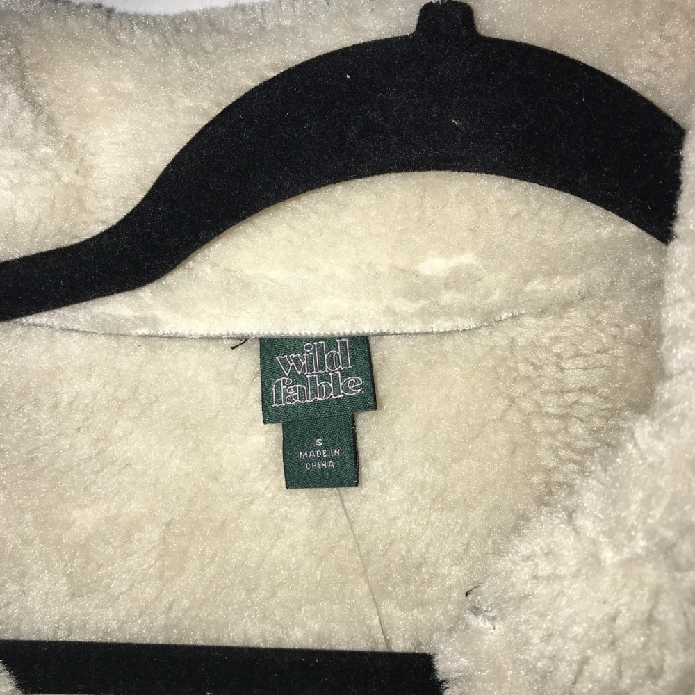 Jacket - Picture 4 of 6